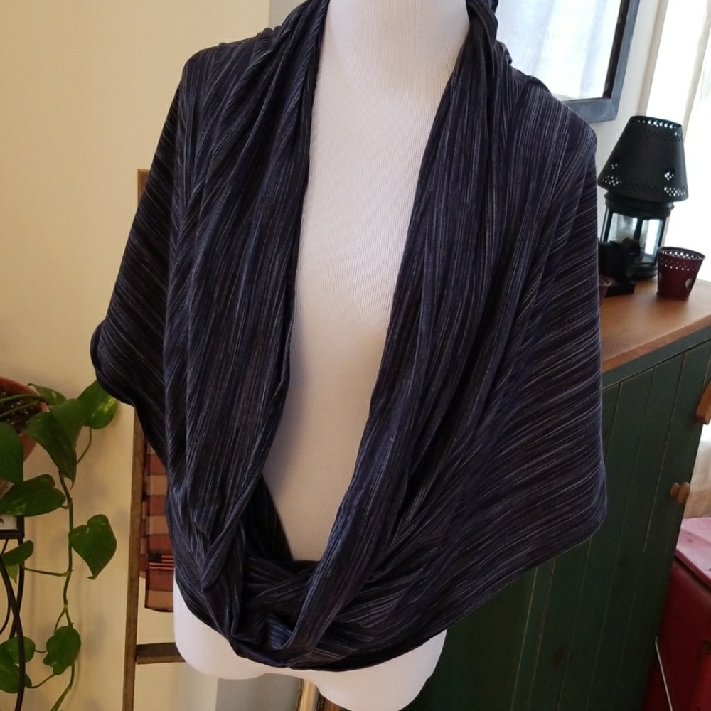 CHAMPION ๐ SCARF - Picture 4 of 8